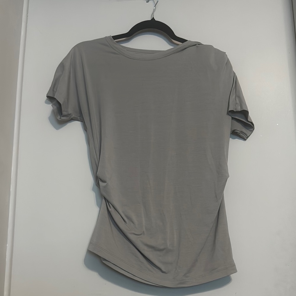 Athleta Essence pleated tee